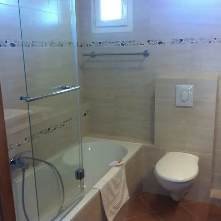 Three Cote D'azur Apartment *